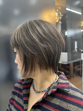 リリー ヘアーアンドビューティー(Lily) ハイライトカラー