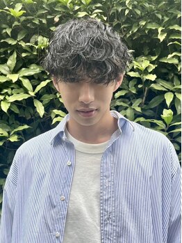 エイム(aim)の写真/最旬パーマスタイルはここで！モチがよく、毎朝のセットが楽に♪再現性が高く、動きのあるスタイルに◎