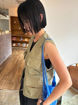 ヌイ(nui) [佐賀/シンプルミニボブ/艶カラー/切りっぱなしボブ]