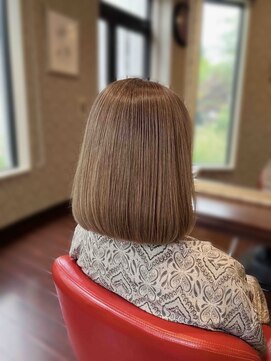 たかはし美容室 白髪ぼかしカラー/明るめグレイカラー