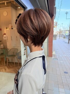 ロミー 本厚木(ROMMY.) 小顔ショート/大人可愛い◎ひし形/似合わせ20代～50代
