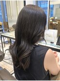 オリーブグレージュ