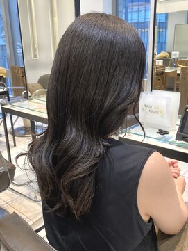 ネオリーブギンザ 銀座店(Neolive GINZA) オリーブグレージュ