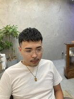 ドッグス 柏(Dawgs)&nbsp;cropフェザーパーマ　サーフカール　刈り上げセンターパート