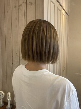 エイミーバイアフロート(amie  by afloat) あご下ボブ