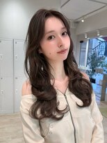 ティファ 栄(Tiffa)&nbsp;大人ガーリー/ダークアッシュ/似合わせカット［栄］