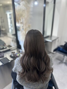 アルドーレフィエロ シンサイバシ(Ardore fiero shinsaibashi) 落ち着いた雰囲気にはオリーブブラウン☆