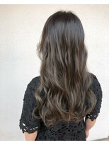 リゴッツ ドゥア プトゥリ(Regottz dua putri)&nbsp;カーキアッシュ