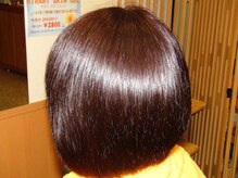 サニースポットの雰囲気（ヘアカラー施術後、E.トリートメントを施術。ツヤのある仕上がり）