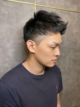 ロバーツ 立川(ROBERTS) ジェットモヒカン　ツーブロック