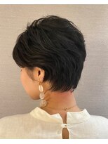 ヘアーサロン TLP ハイレイヤーショート　♯くせ毛を味方に