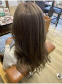 ミルクベージュ