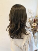 イソラヘアアトリエ(Isola hair atelier) 【Isola】レイヤー×ミディアム