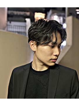 プラウド(PROUD) 韓国マッシュパーマニュアンスパーマセンターパートツーブロック