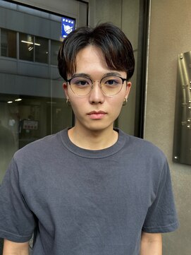 ポール(pole) センターパートマッシュ