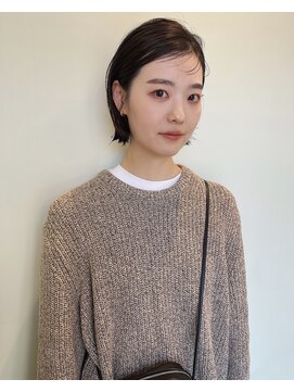 ユー(yew) yew × うぶ毛バングのタイトボブ