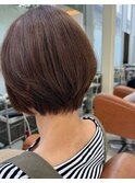 ショートボブ。