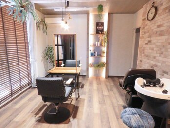 美容室 Pomponner