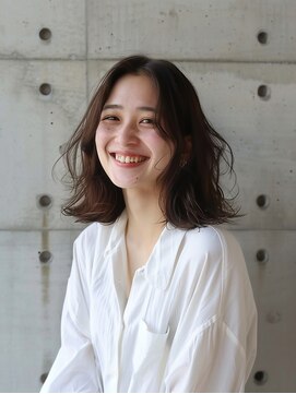 クラン(Chlan) 無造作ウェーブミディアム