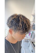 ノア 小山(Noah)&nbsp;メンズ/メンズカット/ツイストスパイラル/ブリーチ/メンズサロン