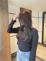 ユニコ(unico)&nbsp;オリーブグレージュ/ロング/レイヤーカット