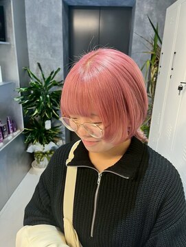 ワンズミラー 海老名店(ONE's MIRROR) ピンクカラー/ホワイトピンク/ウルフ