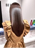 サラツヤロングベージュカラーブリーチしない透明感カラー