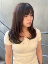 ヴィヴィ(VIVIE)&nbsp;大人ガーリー似合わせミディアムレイヤーカットダークアッシュ