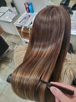 ウラン 元町店(Urun)&nbsp;髪質改善トリートメント【髪質改善/縮毛矯正／ストレート】