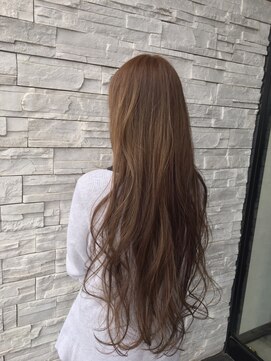 アールトゥーヘアー(art To Hair) ラベンダーアッシュ+ハイライトとローライト