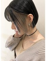 トルネード(TORNADO)&nbsp;外国人風ミニボブ  インナーカラー　グレージュ