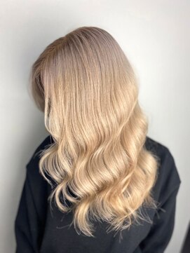 カリーナ(CARINA) ハイトーンカラー/ホワイトベージュ