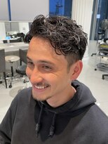 アップバング/刈り上げスタイル