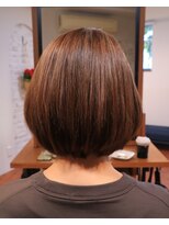 リコス(Ricos)&nbsp;ナチュラルな縮毛矯正で作る丸みのあるボブ