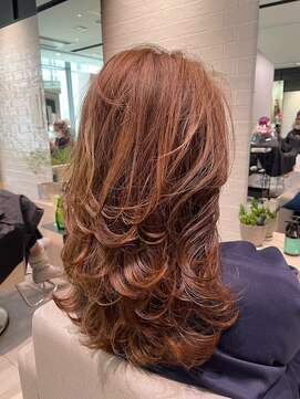 ステア ケース(stair case) 【NATASHA】銀座レイヤーカット/20代/30代/40代/50代