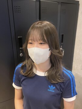 ブリッツバイレボ 船橋(BLITZ by REVO) ☆ Olive greige ☆【船橋/船橋駅】