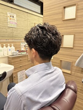 銀座マツナガ 神田店 20代30代刈り上げツーブロックアップバングパーマ