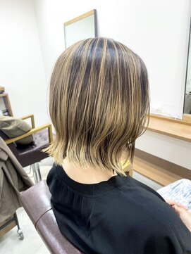 ランプ(Lamp) くびレイヤーグレーベージュニュアンスカラー白髪染め白髪ぼかし