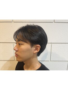 [茅ヶ崎駅徒歩3分]インダストリアルな内装がメンズ好み。メンズカットを極めたSTAFFに「おまかせ」オーダー