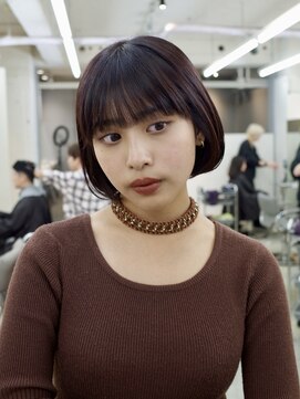 ヒュー 広島(HEW) 前髪あり内巻きボブ