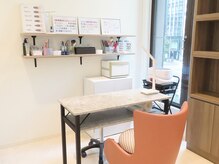 レナークプルミエ(LENAHC Premier)の雰囲気(ヘアー施術と同時にネイルもできます)
