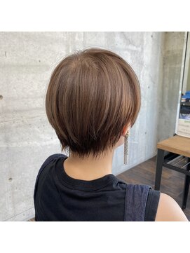 ガルボ ヘアー(garbo hair) 【丸みショート♪】簡単スタイリングショート♪