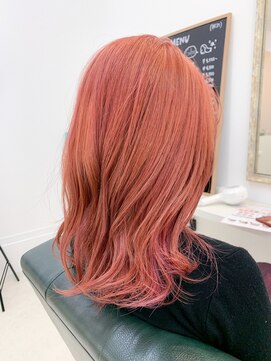 ヒュー(HUE) あなたの憧れるエモいピンクカラー。