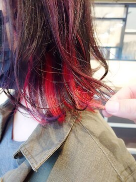 ネオリーブルノン 日吉(Neolive Runon) インナーカラー×チェリーレッド