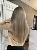 くすみベージュ
