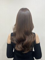 アミー 駒澤(Ammy komazawa)&nbsp;大きくまとまる韓国風コテ巻きパーマ