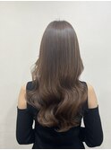 大きくまとまる韓国風コテ巻きパーマ