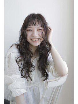 キース(KITH) ゆるっと大きめウェーブ