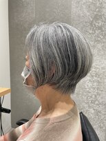 エマ 日吉(emma)&nbsp;立体感のあるショートスタイル