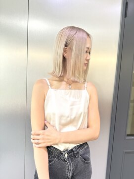 エルサ ザ リープ(ELSA the leap) 【ブリーチカラー/ダブルカラー】シルバーベージュ/ホワイト